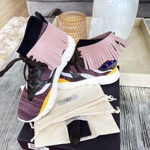 Valentino 41.5 leather trim sneaker